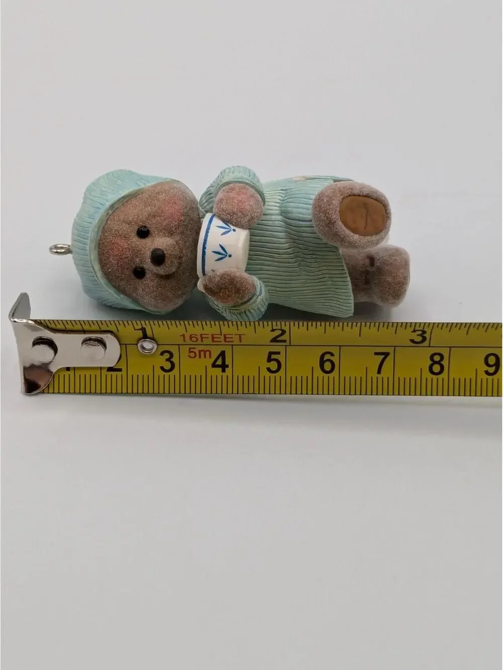 Hallmark Keepsake Comfy and Cozy 2016, 2nd in the Mary Hamilton's Bears Series
